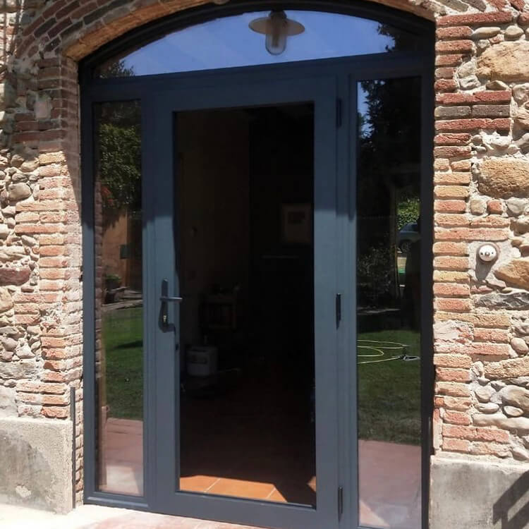 Aluminios Valverde – Ventanas de aluminio y PVC a la carta para profesionales